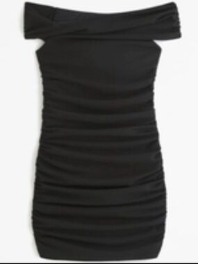A&F Off-The-Shoulder Twist Ruched Mini Dress